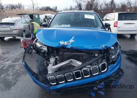 2022 Jeep Compass Limited 4X4 from USA, damaged, VIN 3C4NJDCB8NT155039